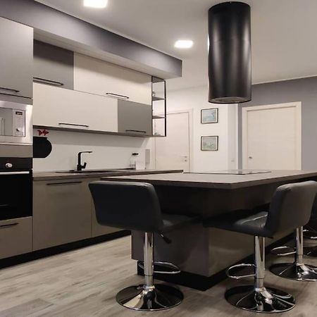 De Angeli District Apartment Милано Екстериор снимка